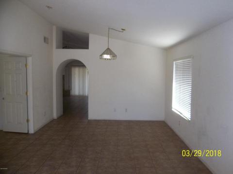 10202 E Buffaloberry Loop, Tucson, AZ 85748 photo 4