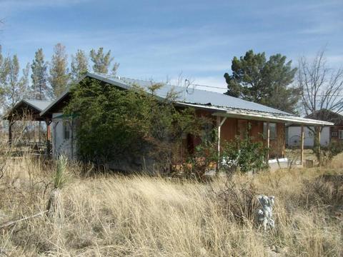 38 E Apache Way, Cochise, AZ 85606 photo 2