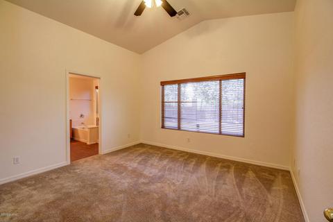 9669 E Belasco Loop, Tucson, AZ 85748 photo 12