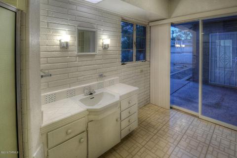 2221 E 9th St, Tucson, AZ 85719 photo 17