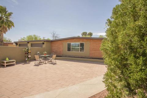 5728 E 4th St, Tucson, AZ 85711 photo 3