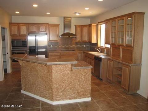 231 N Solar Dr, Vail, AZ 85641 photo 2