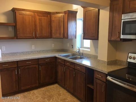 2918 E 24th St, Tucson, AZ 85713 photo 8