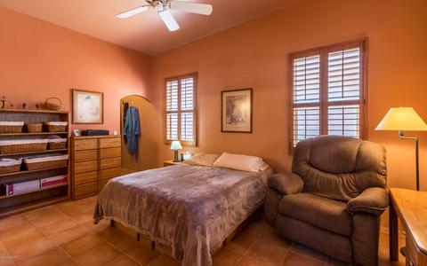 10366 E Cele Peterson Ln, Tucson, AZ 85747 photo 15