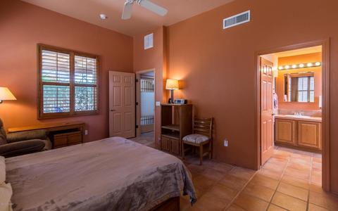 10366 E Cele Peterson Ln, Tucson, AZ 85747 photo 17