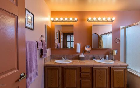 10366 E Cele Peterson Ln, Tucson, AZ 85747 photo 18