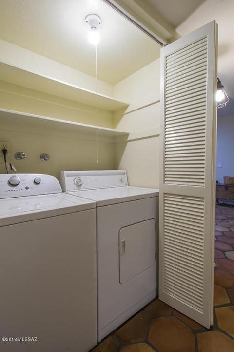 2261 E Mabel St, Tucson, AZ 85719 photo 32