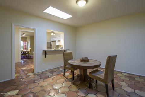 2261 E Mabel St, Tucson, AZ 85719 photo 14