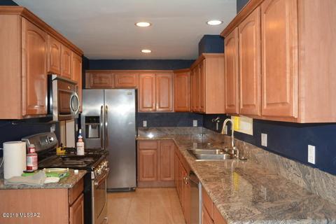 4833 E Montecito St, Tucson, AZ 85711 photo 5