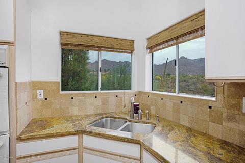 481 E Deers Rest Pl, Tucson, AZ 85704 photo 9