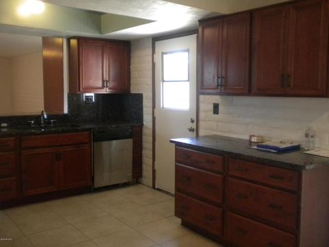 7471 E 38th St, Tucson, AZ 85730 photo 4