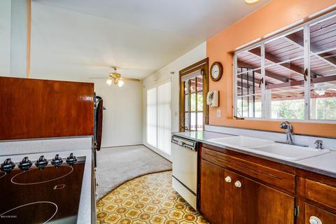 6736 E Montecito Dr, Tucson, AZ 85710 photo 12