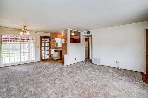 6736 E Montecito Dr, Tucson, AZ 85710 photo 5