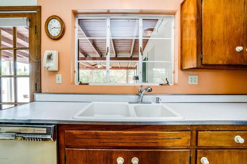 6736 E Montecito Dr, Tucson, AZ 85710 photo 8