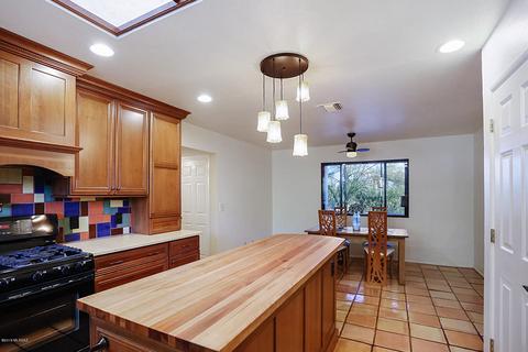 1101 E Via Lucerna, Tucson, AZ 85718 photo 12