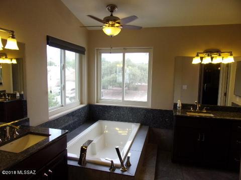 9095 N Eaglestone Loop, Tucson, AZ 85742 photo 19