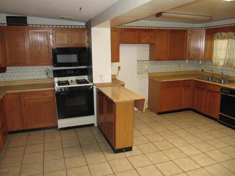 4810 E 26th St, Tucson, AZ 85711 photo 8