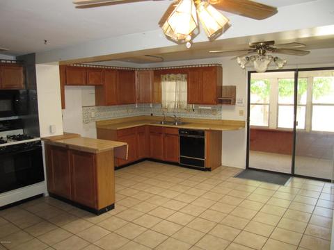4810 E 26th St, Tucson, AZ 85711 photo 7