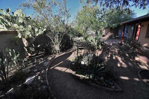 2208 E 17th St, Tucson, AZ 85719 photo 9