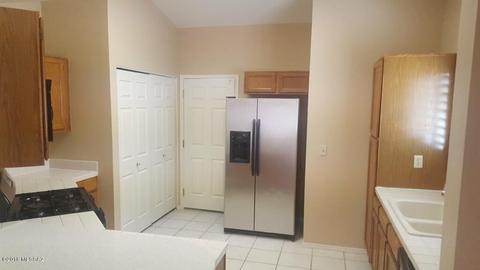 3518 W Thundercloud Loop, Tucson, AZ 85742 photo 4