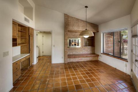 70 E Calle Cinco Vecinos, Tucson, AZ 85704 photo 12