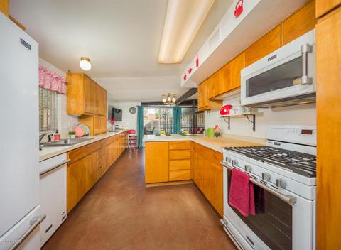8740 E Dexter Dr, Tucson, AZ 85715 photo 9