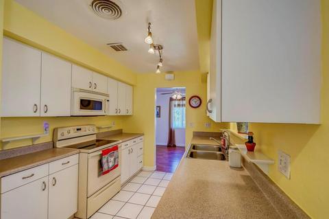 6252 E Sylvane St, Tucson, AZ 85711 photo 5