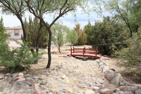 1205 E Morris Ln, Benson, AZ 85602 photo 4