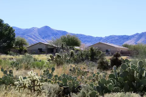 580 E Drawdown Trl, Vail, AZ 85641 photo 2