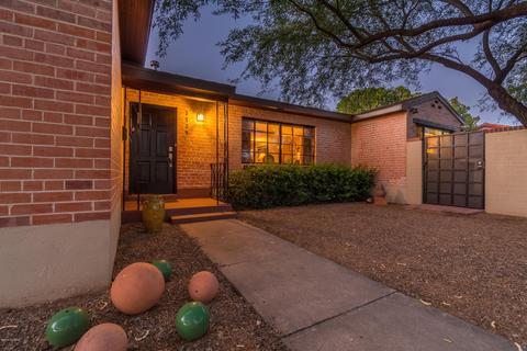 2725 E 8th St, Tucson, AZ 85716 photo 1