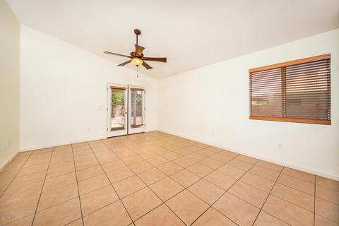 472 E Greg Rock Rd, Vail, AZ 85641 photo 6