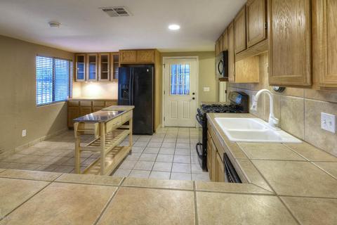 534 E Lee St, Tucson, AZ 85705 photo 8