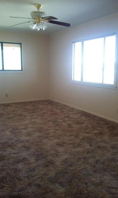 211 Cochise Ave, Willcox, AZ 85643 photo 5