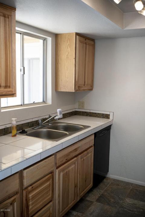 2015 N Tucker Dr, Tucson, AZ 85716 photo 5