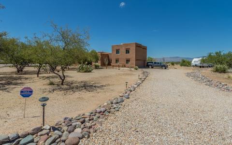 200 N Slate Dr, Vail, AZ 85641 photo 2