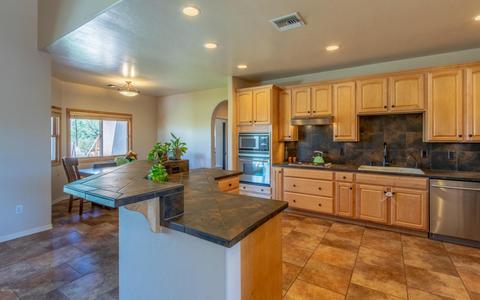 200 N Slate Dr, Vail, AZ 85641 photo 5