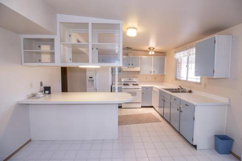 8876 E Mcclellan St, Tucson, AZ 85710 photo 5