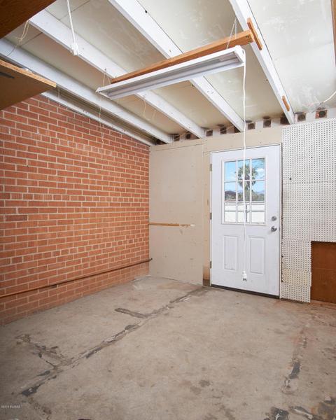 7231 Eli Dr, Tucson, AZ 85710 photo 21
