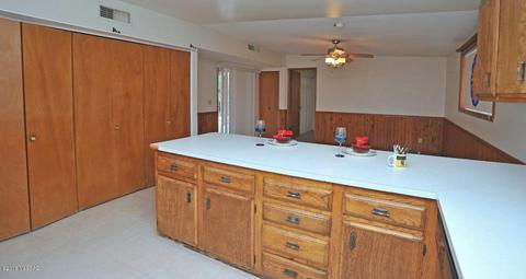 8979 E Kirkpatrick Cir, Tucson, AZ 85710 photo 18