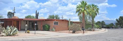 8979 E Kirkpatrick Cir, Tucson, AZ 85710 photo 2