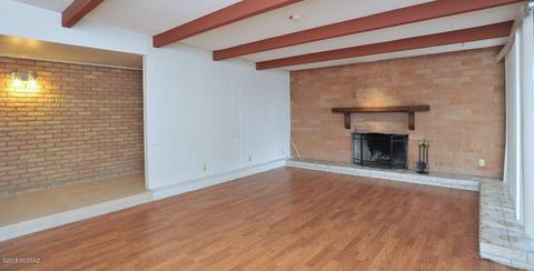 8979 E Kirkpatrick Cir, Tucson, AZ 85710 photo 1