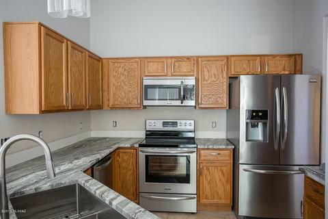 2568 E Chisel Ct, Oro Valley, AZ 85755 photo 4