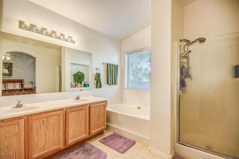 8933 E Martha Root Ct, Tucson, AZ 85747 photo 13