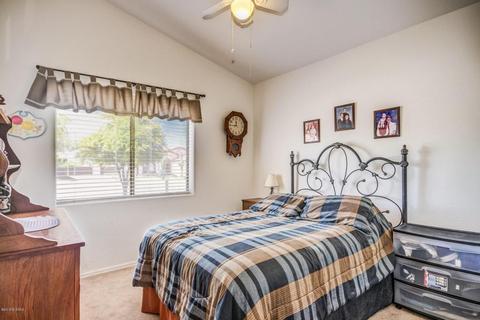 8933 E Martha Root Ct, Tucson, AZ 85747 photo 17