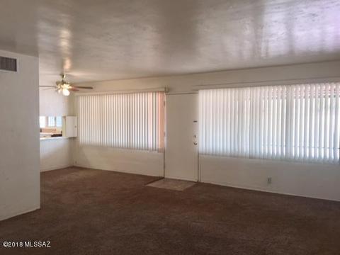 5449 E 8th St, Tucson, AZ 85711 photo 3