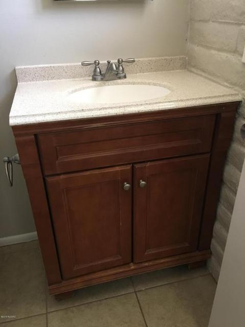 7138 E Freestone Dr, Tucson, AZ 85730 photo 9