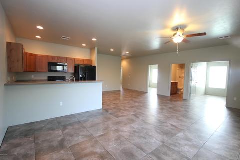 607 Elm St, Tucson, AZ 85705 photo 2