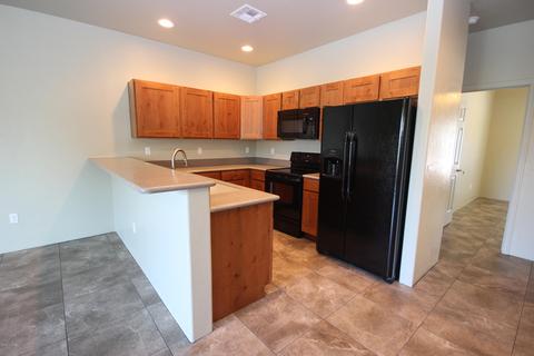 607 Elm St, Tucson, AZ 85705 photo 4