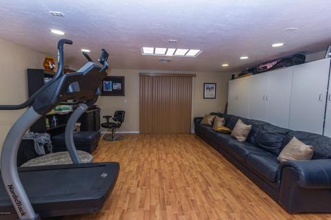 8143 E 20th St, Tucson, AZ 85710 photo 23