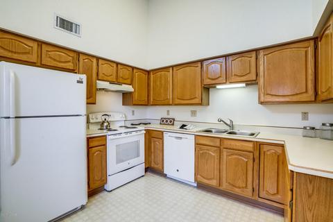8610 E Pembrook Dr, Tucson, AZ 85715 photo 10